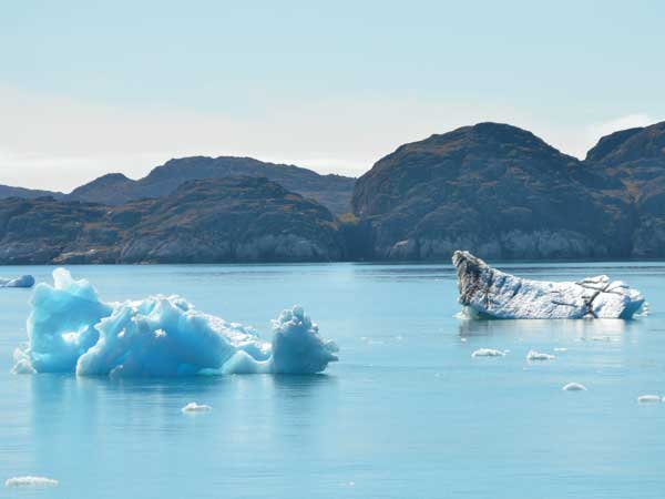 Bachelor’s Program in Marine Geosciences: Study oceans, climate & marine resources. Hands-on in lab & research vessel. 3 years, with internship & thesis.